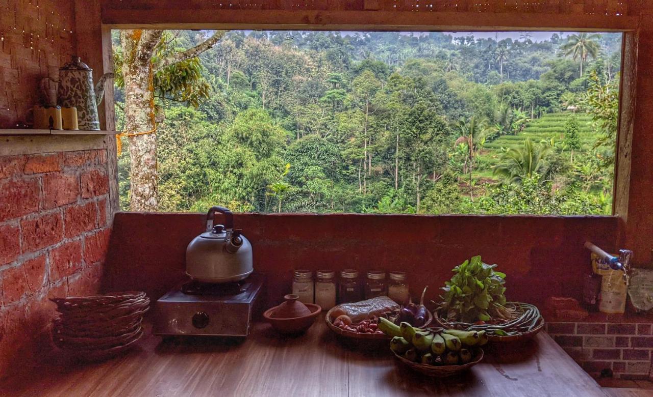 Manangel Séjour à la ferme Sindanglaka