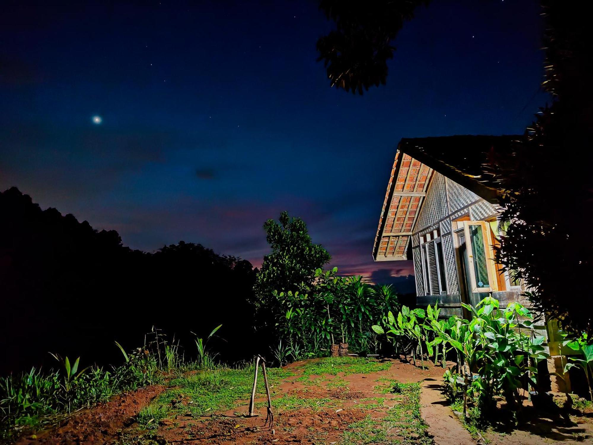 Séjour à la ferme Manangel Sindanglaka